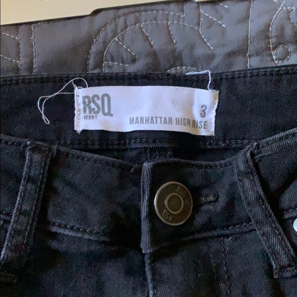 Black skinny jeans